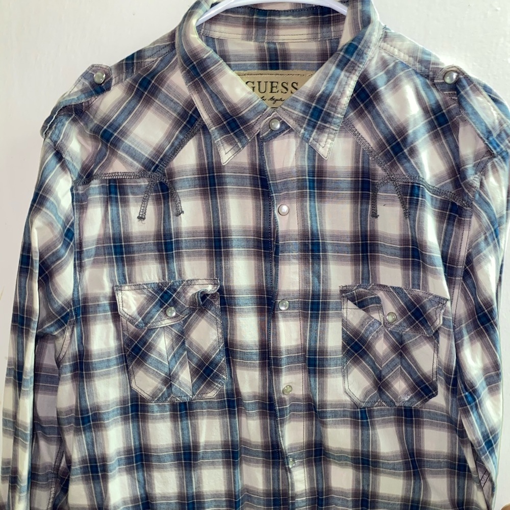 Guess plaid ‘button’ down checkered men medium